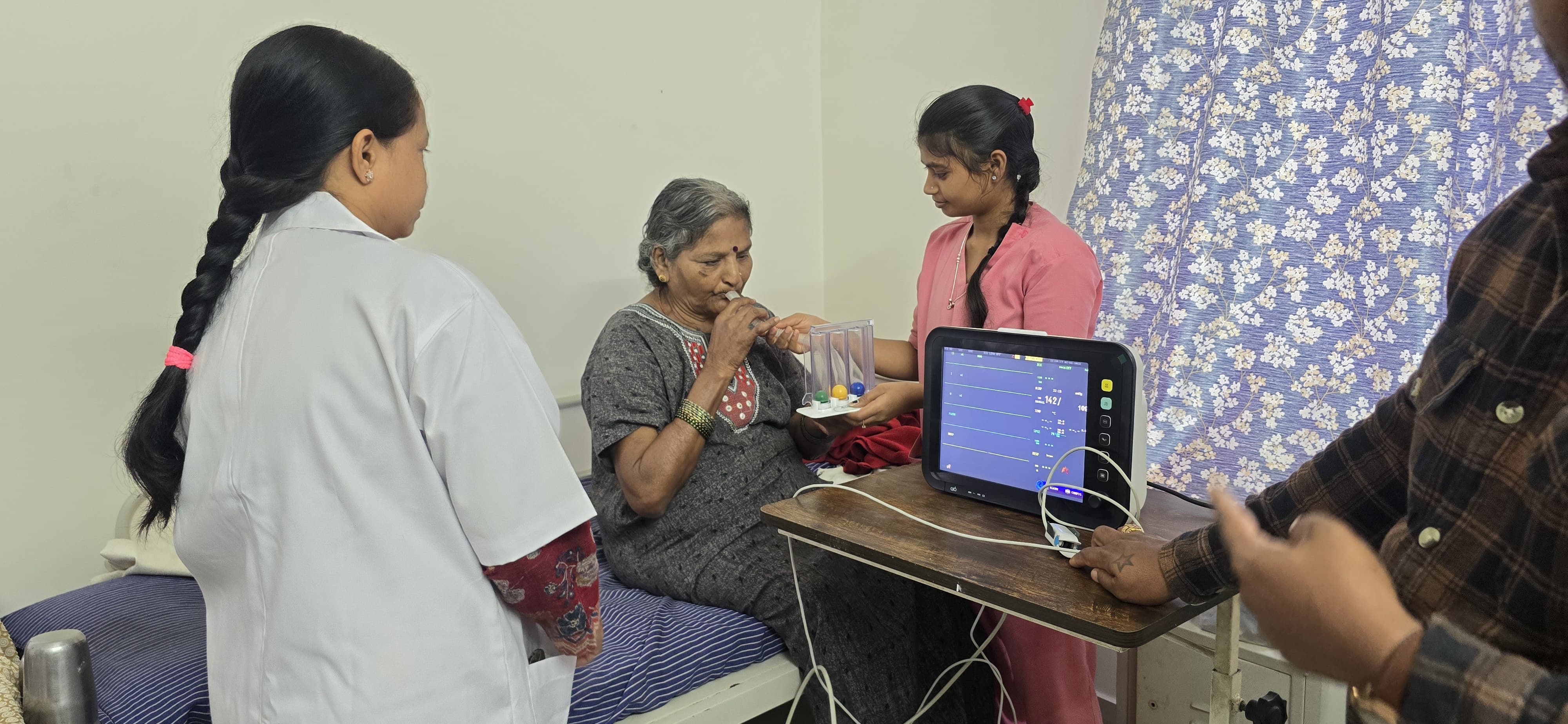 ASHWINI HOME NURSING SERVICE OLD AGE HOME - Album - Home Healthcare for Elderly
